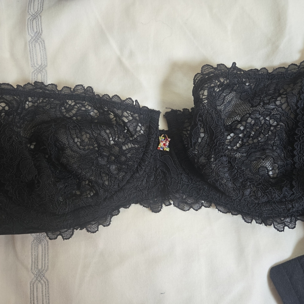Savage X Fenty Elegant Black Lace Bra